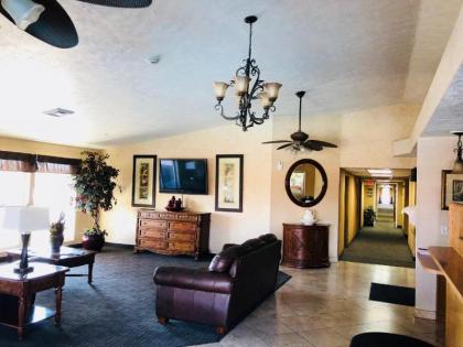 Sunrise Inn - image 12