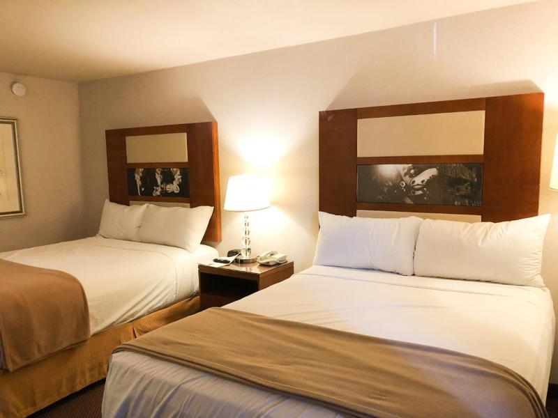 Sunrise Inn - image 6