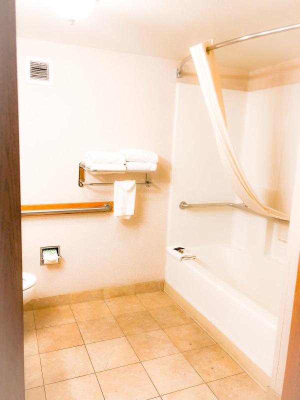 Sunrise Inn - image 7