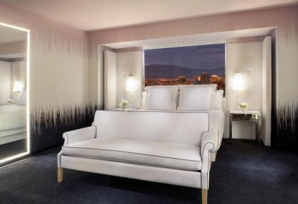SAHARA Las Vegas - image 15