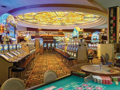 Sam's Town Hotel And Gambling Hall - image 11