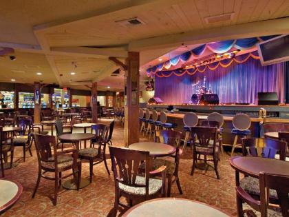 Sam's Town Hotel And Gambling Hall - image 14