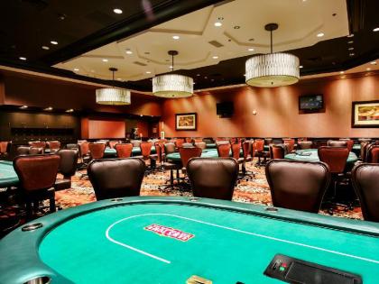 Sam's Town Hotel And Gambling Hall - image 7
