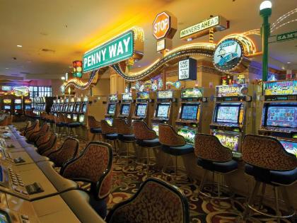 Sam's Town Hotel And Gambling Hall - image 8