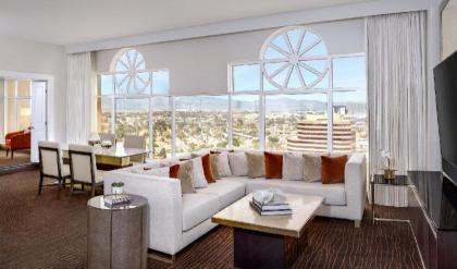 Palace Station Hotel And Casino - image 7