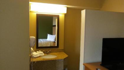 Extended Stay America Suites - Las Vegas - East Flamingo - image 14