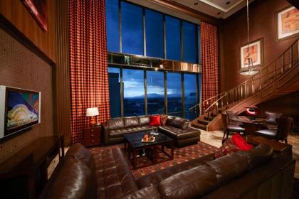 Golden Nugget Hotel & Casino Las Vegas - image 11