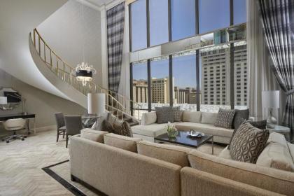 Golden Nugget Hotel & Casino Las Vegas - image 3
