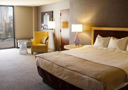 Plaza Hotel & Casino - image 3
