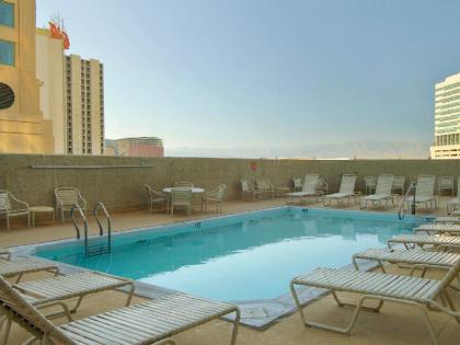 California Hotel And Casino - image 11
