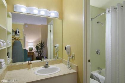 California Hotel And Casino - image 15