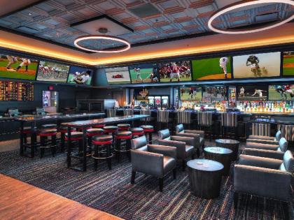 California Hotel And Casino - image 3