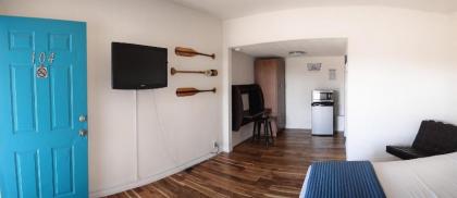 Desert Hills Motel - image 15