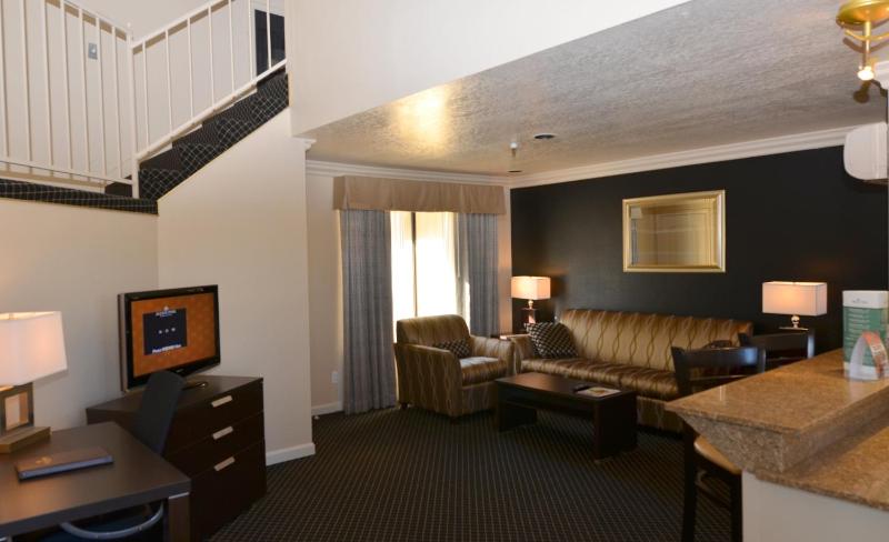 Alexis Park All Suite Resort - image 7