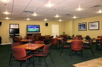 Jockey Club Suites - image 15