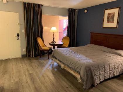 City Center Motel - image 13