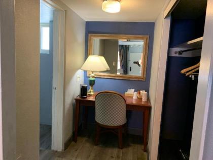 City Center Motel - image 5