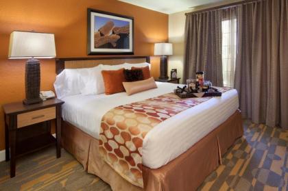 Holiday Inn Club Vacations Las Vegas - Desert Club Resort - image 16