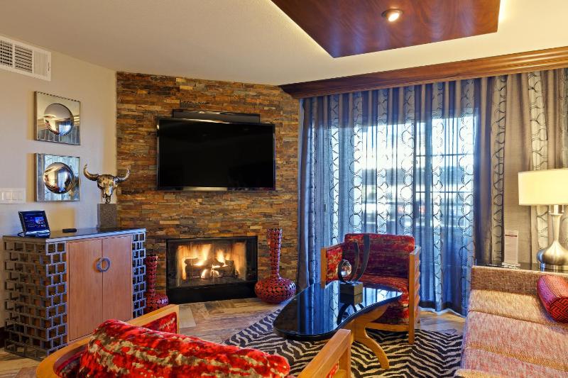 Holiday Inn Club Vacations Las Vegas - Desert Club Resort - image 2