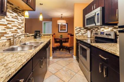Holiday Inn Club Vacations Las Vegas - Desert Club Resort - image 6