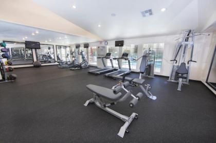 Holiday Inn Club Vacations Las Vegas - Desert Club Resort - image 7