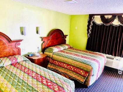 A Fisher's Inn Motel - image 17