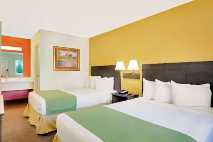 Howard Johnson by Wyndham Las Vegas near the Strip - image 14