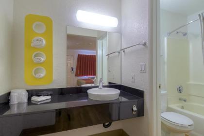 Motel 6-Las Vegas NV - I-15 - image 5
