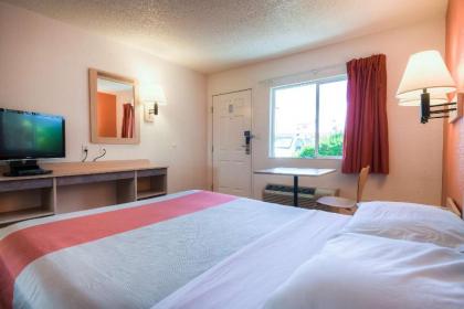 Motel 6-Las Vegas NV - Boulder Hwy - image 10