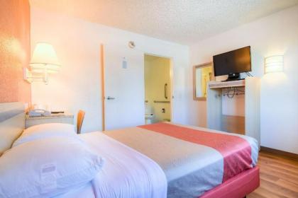Motel 6-Las Vegas NV - Boulder Hwy - image 7
