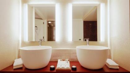 Nobu Hotel At Caesars Palace - image 17