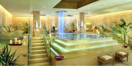 Nobu Hotel At Caesars Palace - image 7