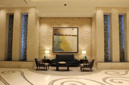 Luxury Suites International at The Signature - image 13