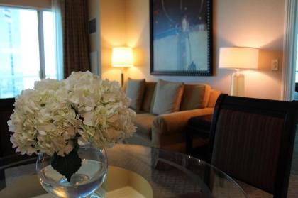 Luxury Suites International at The Signature - image 6
