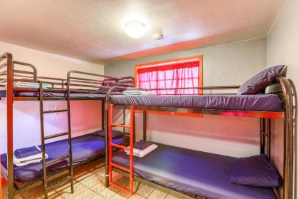 Sin City Hostel - image 15