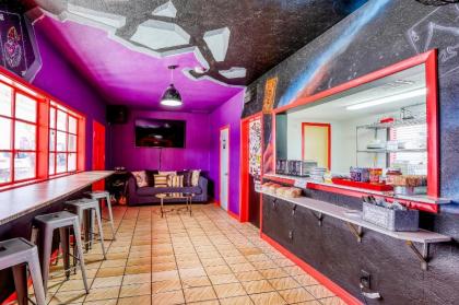Sin City Hostel - image 6