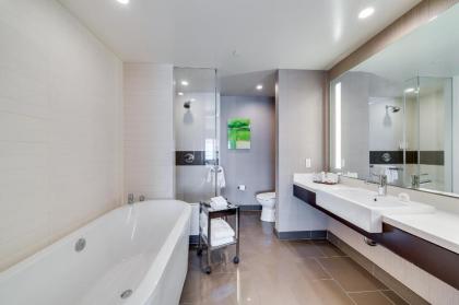 Jet Luxury at The Vdara - image 11
