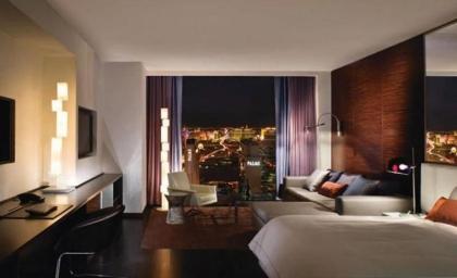 Palms Place Studio with Balcony & Strip View - image 8