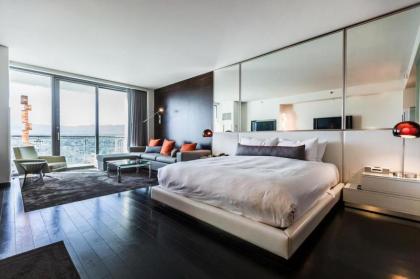 Luxury Suites at Palms Place - image 8