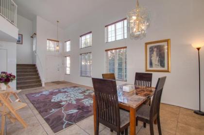 Red Rock Vacation Villa - image 5