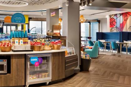 TRU by Hilton Las Vegas Airport NV - image 11