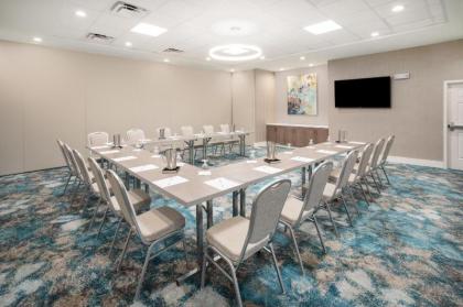 Hilton Garden Inn Las Vegas City Center - image 2