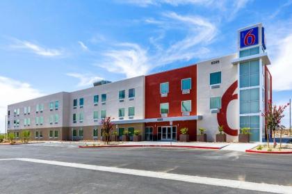 motel 6 Las Vegas NV   motor Speedway