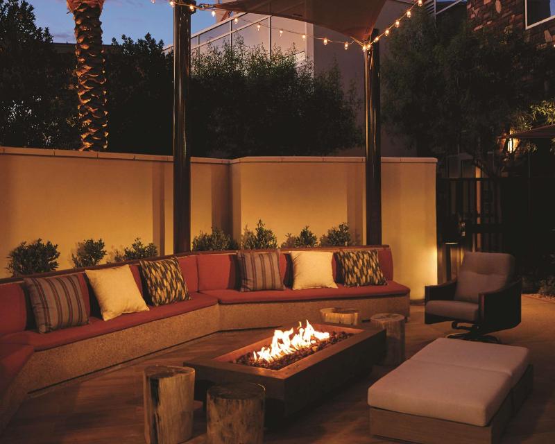 Hyatt Place Las Vegas at Silverton Village - image 6