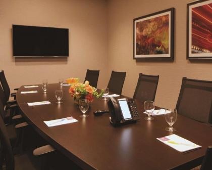 Hyatt Place Las Vegas at Silverton Village - image 7