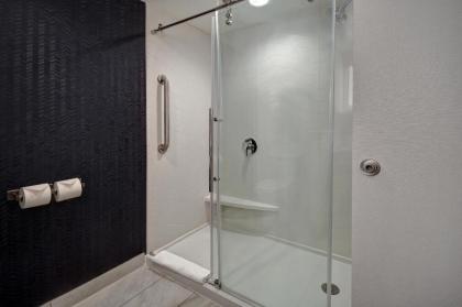 Fairfield Inn & Suites by Marriott Las Vegas Airport South - image 17