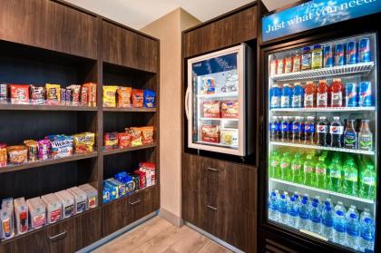 Fairfield Inn & Suites by Marriott Las Vegas Airport South - image 7