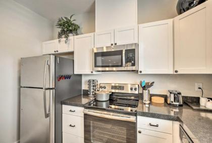 Updated Las Vegas House with Patio Solar Heated Pool - image 16