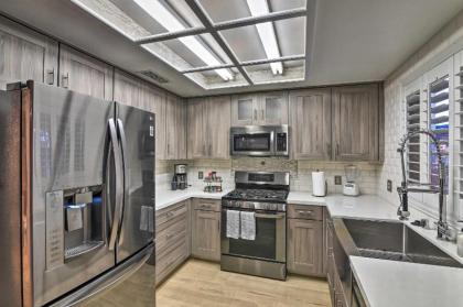 Vegas House with Spa Mini Golf Home Theater Deck! - image 14