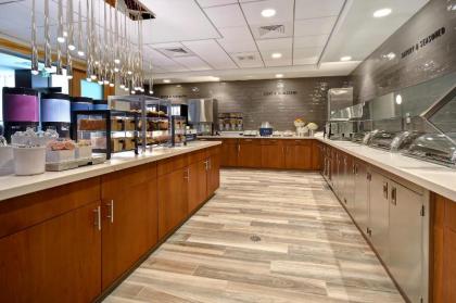 Hampton Inn By Hilton & Suites Las Vegas Convention Center - image 12
